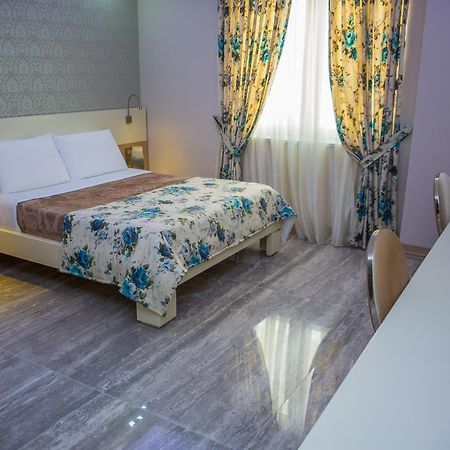 Hotel Vila Koral Durrës Exterior foto