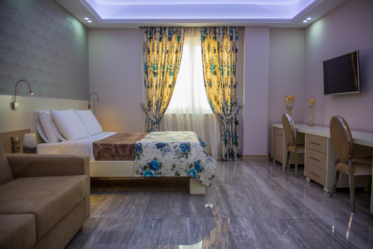 Hotel Vila Koral Durrës Exterior foto